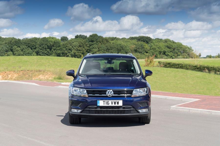  Volkswagen Tiguan 2016 года  (UK) (фото 7 из 40)